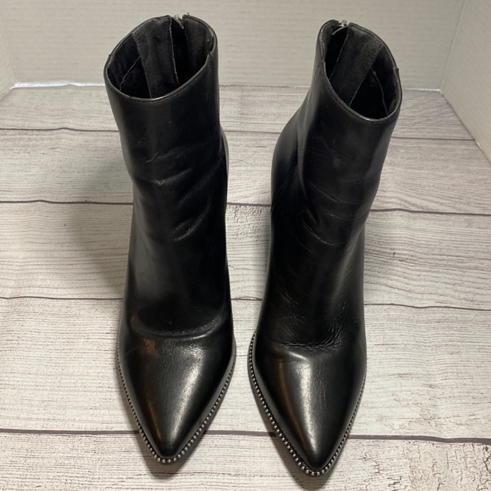 Steve Madden Olga Black Leather Ankle Boots